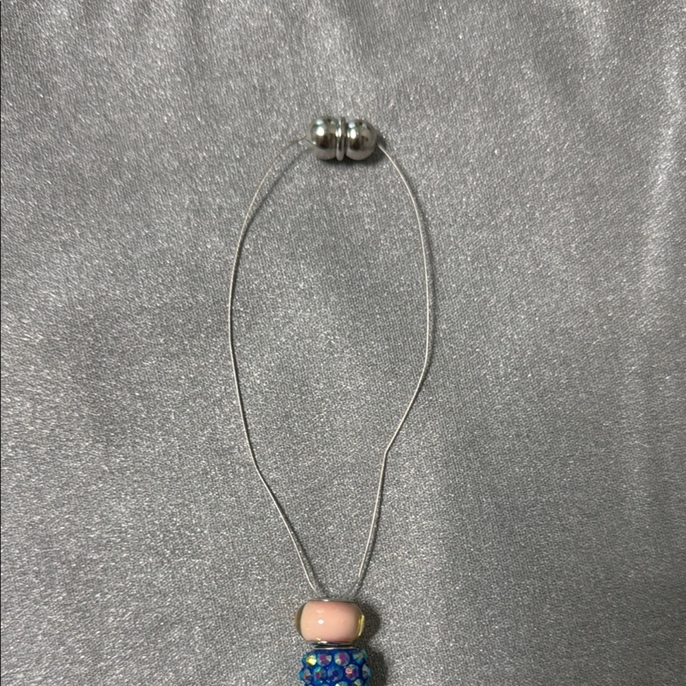 🦋✨ Holographic Butterfly Rearview Mirror Hanger – Boho Car Charm - Picture 6 of 9